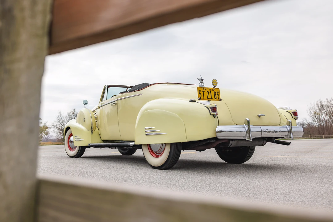 1938 Cadillac Series 70 & 75 - Image 13 of 31