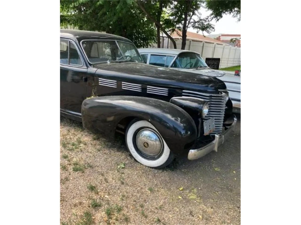 1938 Cadillac Sixty Special - Image 3 of 12