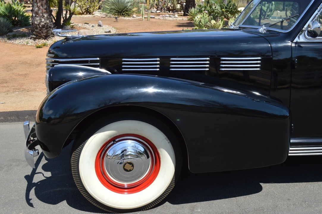 1938 Cadillac Sixty Special - Image 10 of 31
