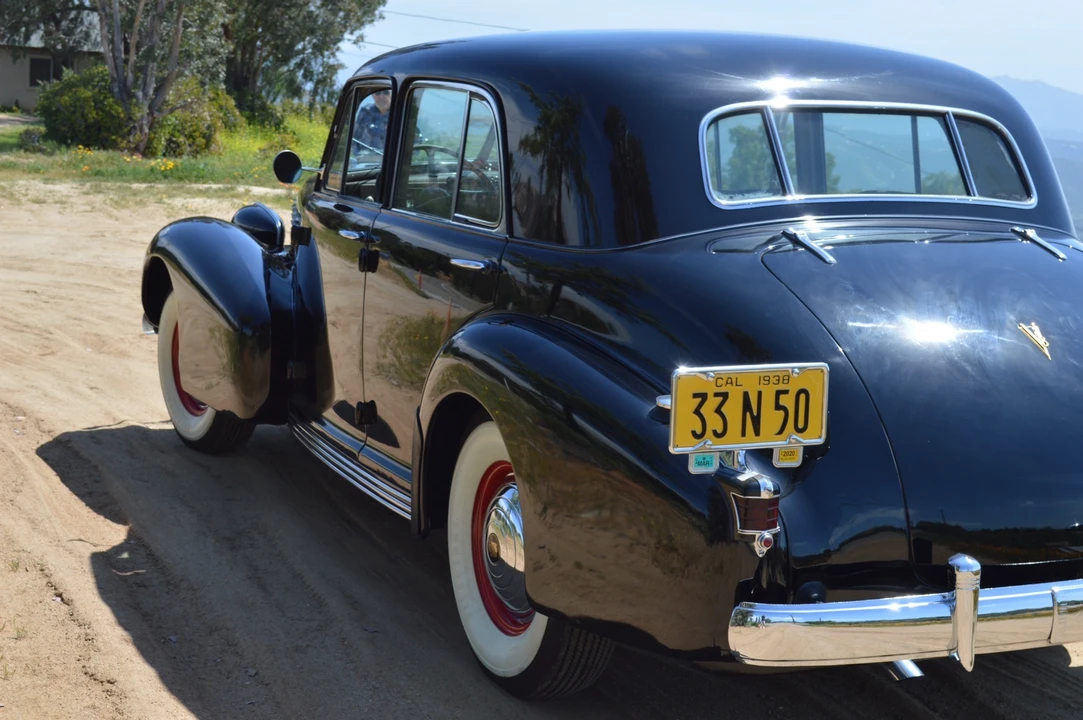 1938 Cadillac Sixty Special - Image 6 of 31
