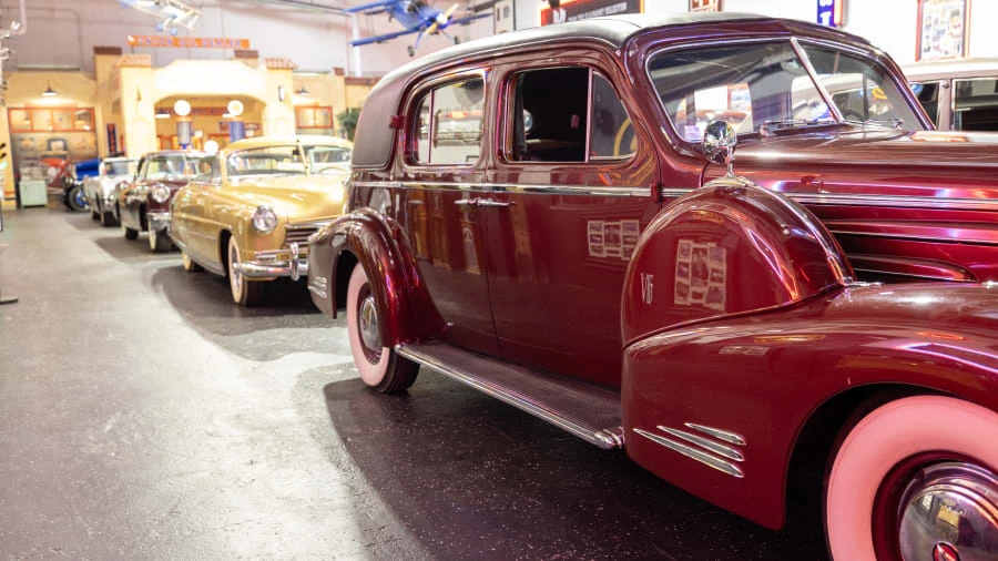 1938 Cadillac - Image 8 of 31