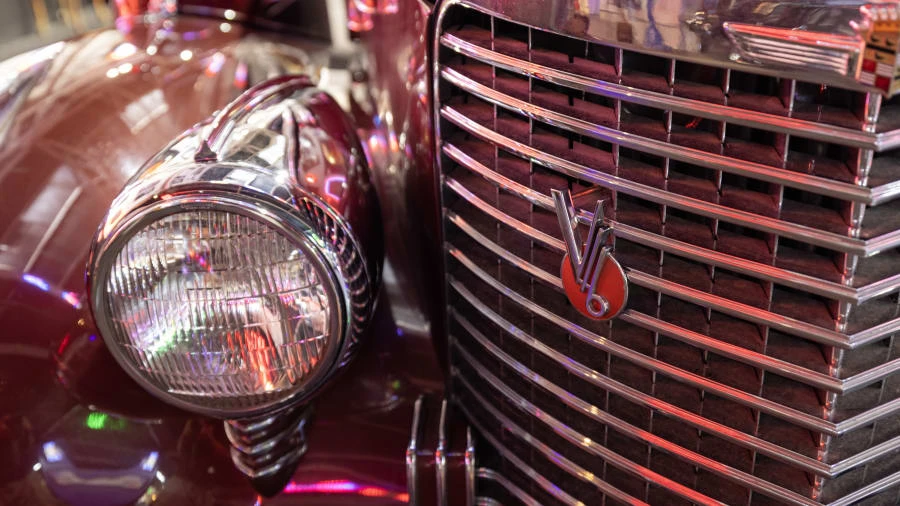 1938 Cadillac - Image 6 of 31