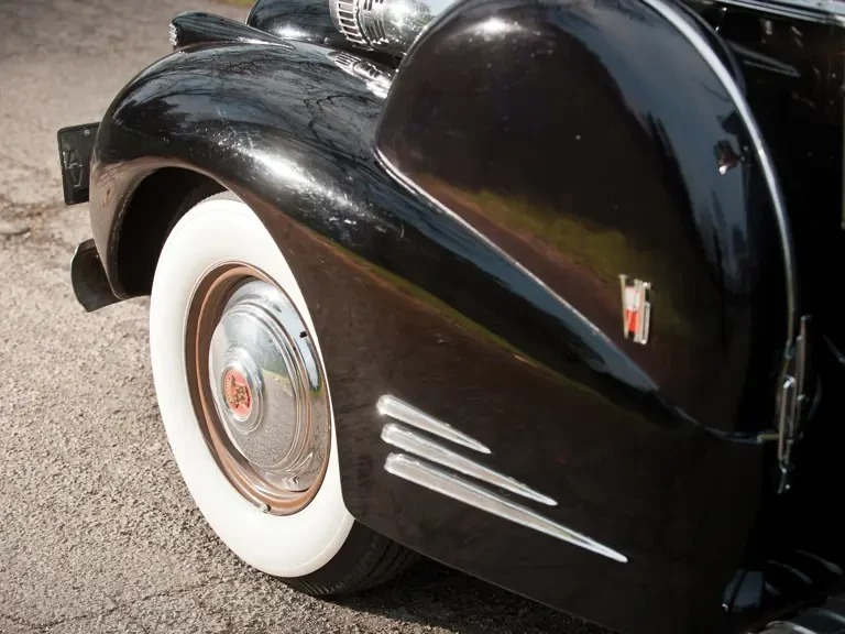 1938 Cadillac Series 70 & 75 - Image 14 of 23
