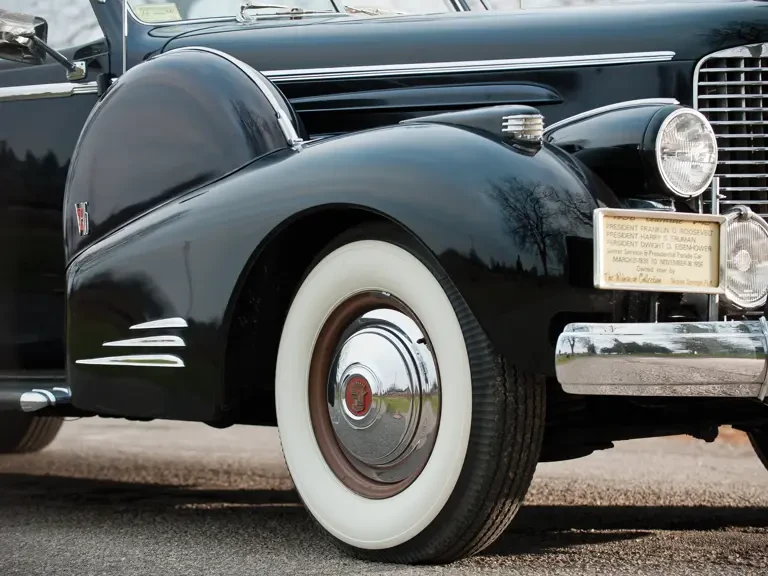 1938 Cadillac Series 70 & 75 - Image 9 of 23