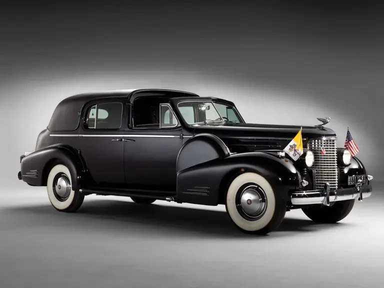 1938 Cadillac Series 70 & 75 - Image 2 of 2