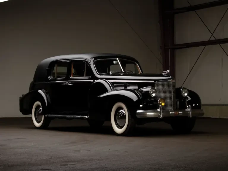 1938 Cadillac Series 70 & 75 - Image 2 of 2