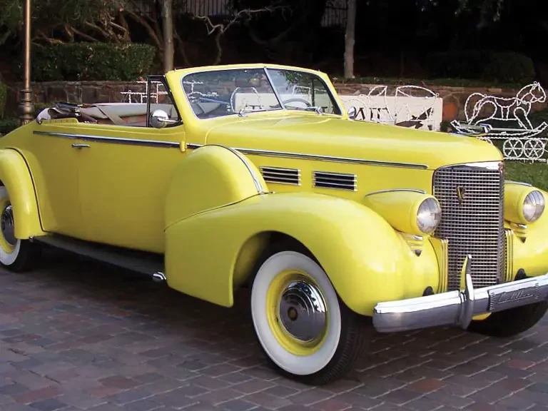 1938 Cadillac Sixty Special - Image 2 of 2