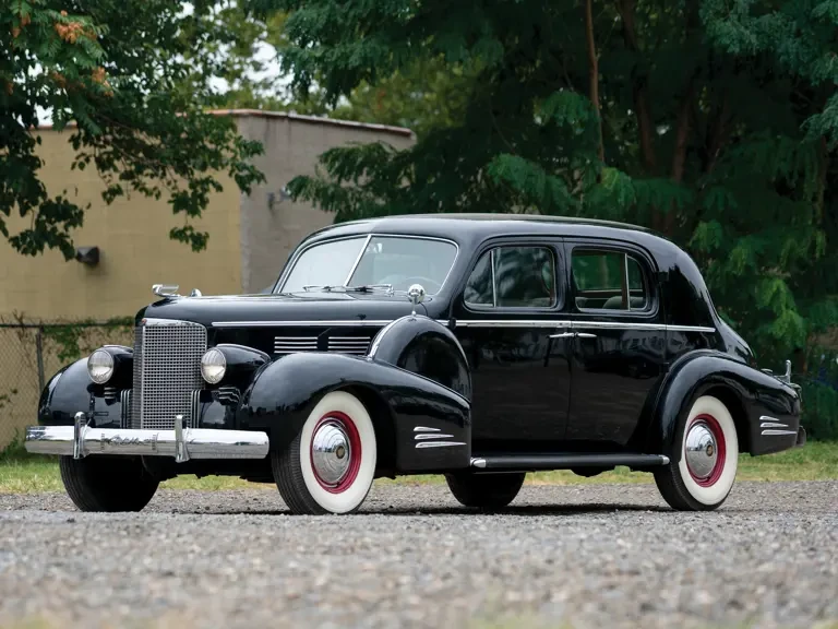 1938 Cadillac Series 70 & 75 - Image 2 of 20