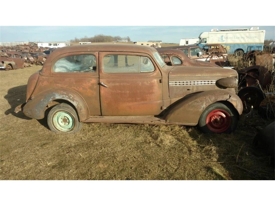 1938 Chevrolet Standard & Master & Master Deluxe & Special Deluxe - Image 3 of 13