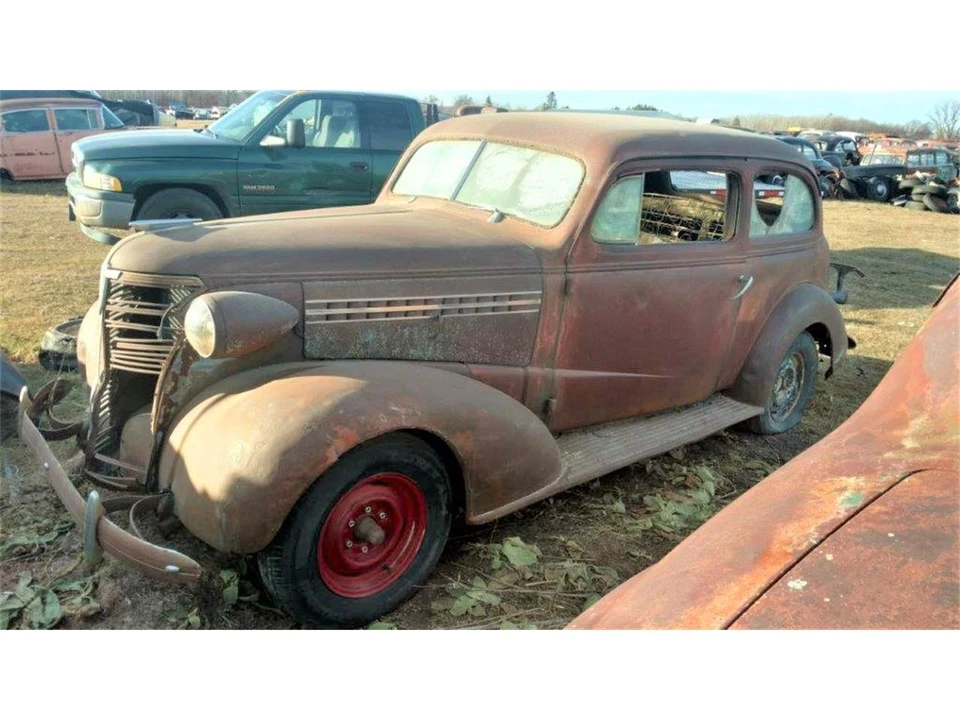 1938 Chevrolet Standard & Master & Master Deluxe & Special Deluxe - Image 5 of 13