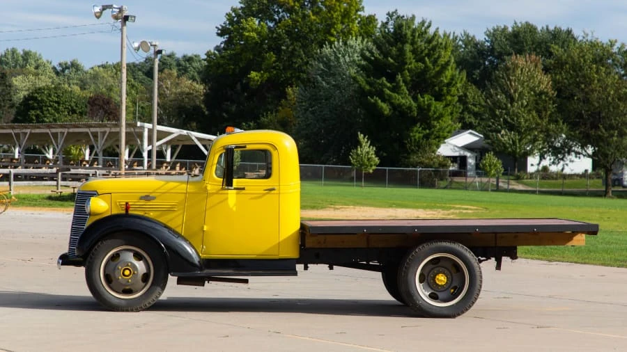 1938 Chevrolet Pickup 2nd Gen - Image 2 of 12