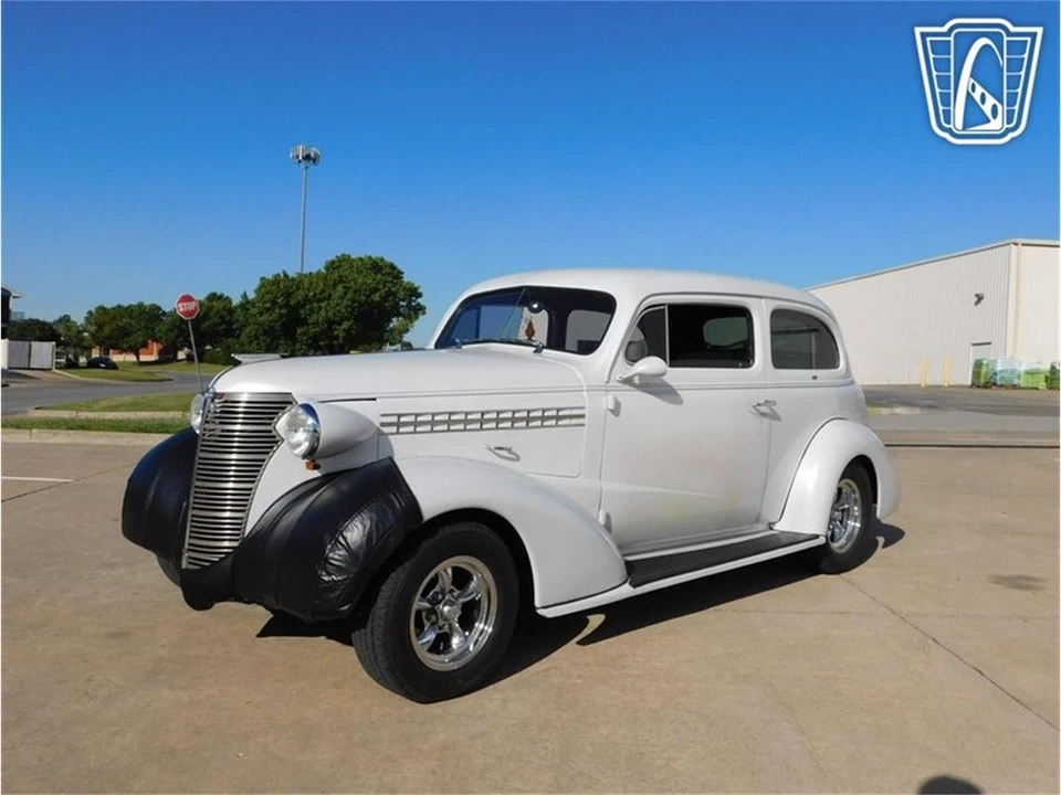 1938 Chevrolet Standard & Master & Master Deluxe & Special Deluxe - Image 2 of 31