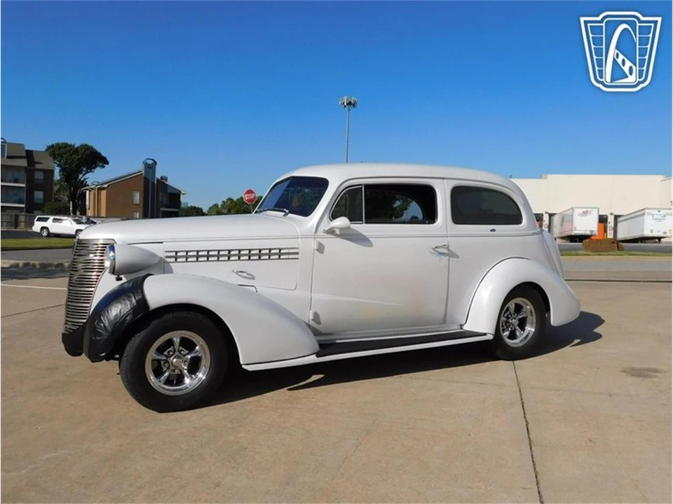 1938 Chevrolet Standard & Master & Master Deluxe & Special Deluxe - Image 3 of 31