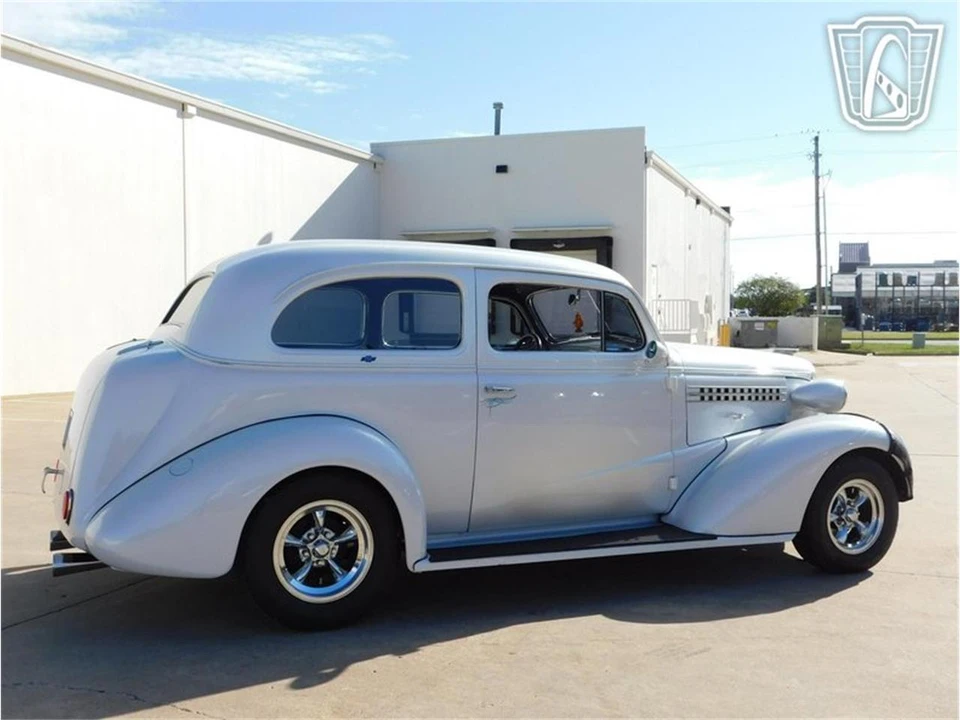 1938 Chevrolet Standard & Master & Master Deluxe & Special Deluxe - Image 13 of 31