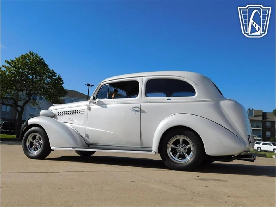 1938 Chevrolet Standard & Master & Master Deluxe & Special Deluxe - Image 25 of 31