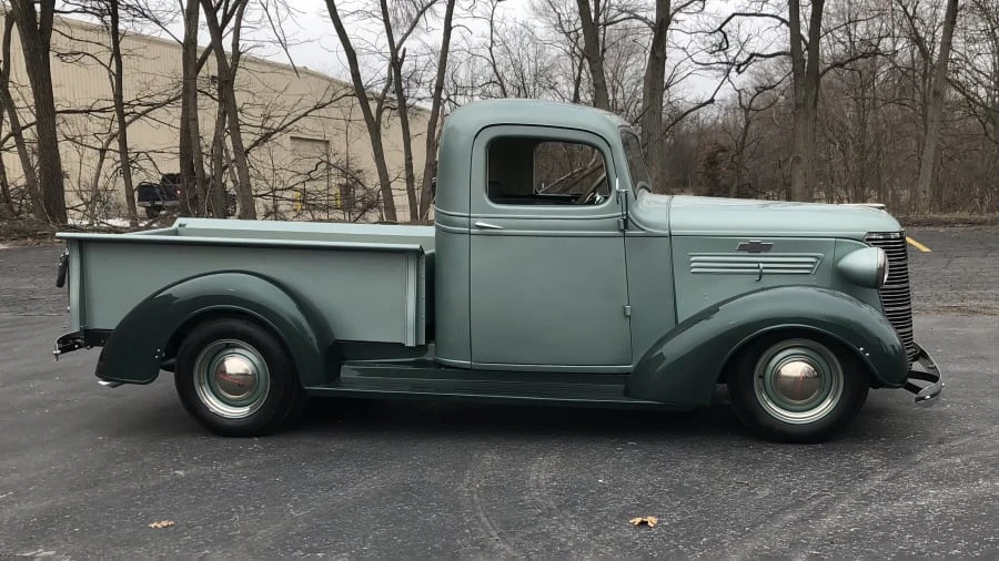 1938 Chevrolet Pickup 2nd Gen - Image 2 of 17