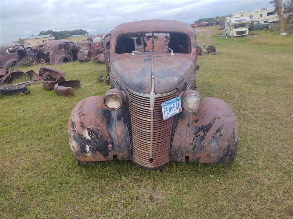 1938 Chevrolet Standard & Master & Master Deluxe & Special Deluxe - Image 2 of 10