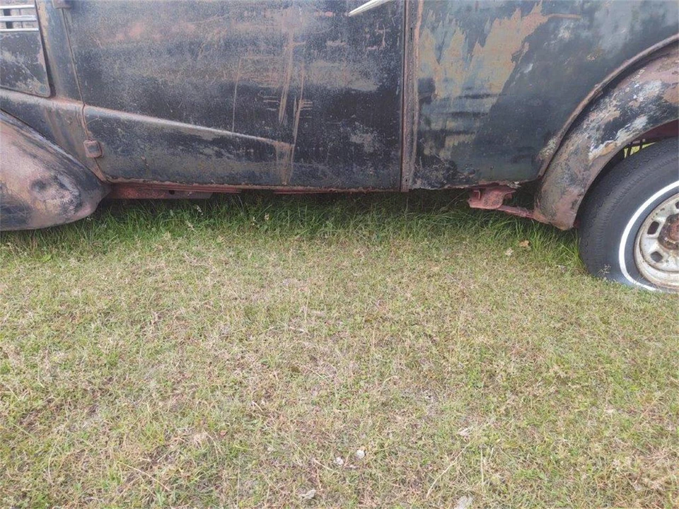 1938 Chevrolet Standard & Master & Master Deluxe & Special Deluxe - Image 5 of 10