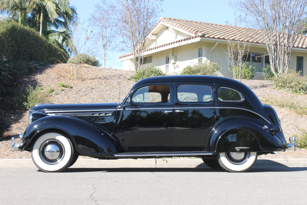 1938 Chrysler Imperial Pre-War - Image 9 of 31