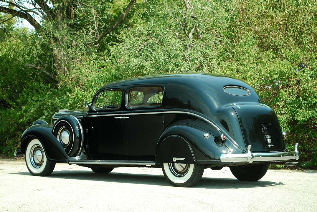 1938 Chrysler Imperial Pre-War - Image 3 of 7