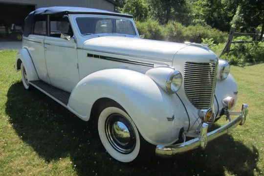 1938 Chrysler Imperial Convertible Sedan
