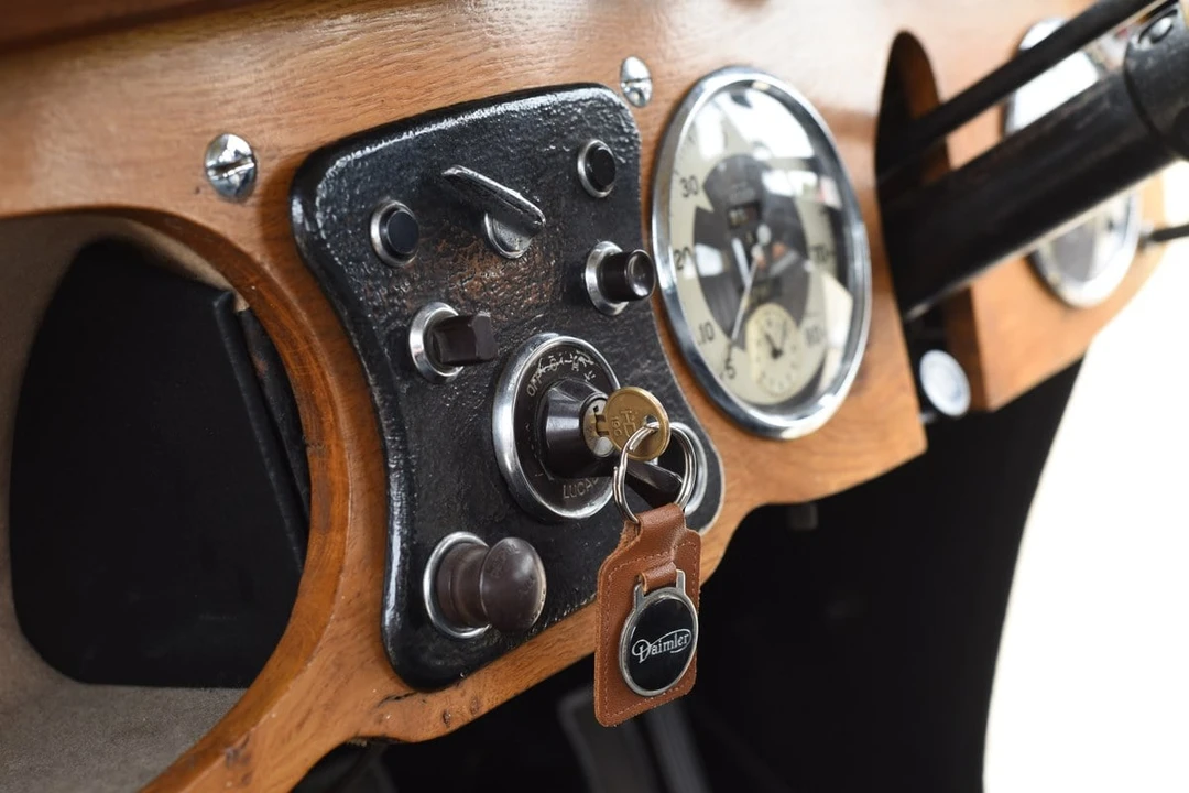 1938 Daimler - Image 28 of 30