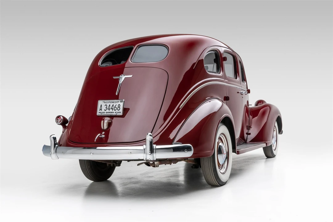 1938 DeSoto - Image 9 of 31