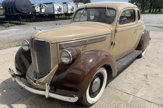 1938 Dodge D8 Business Coupe
