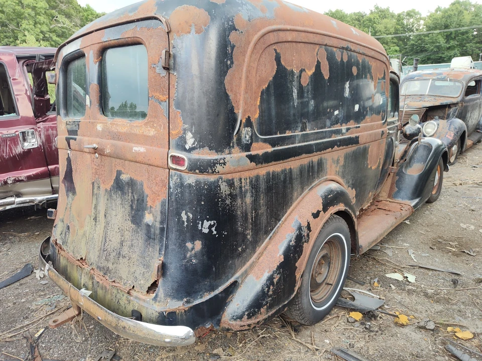 1938 Dodge L/M/R Series - Image 3 of 9