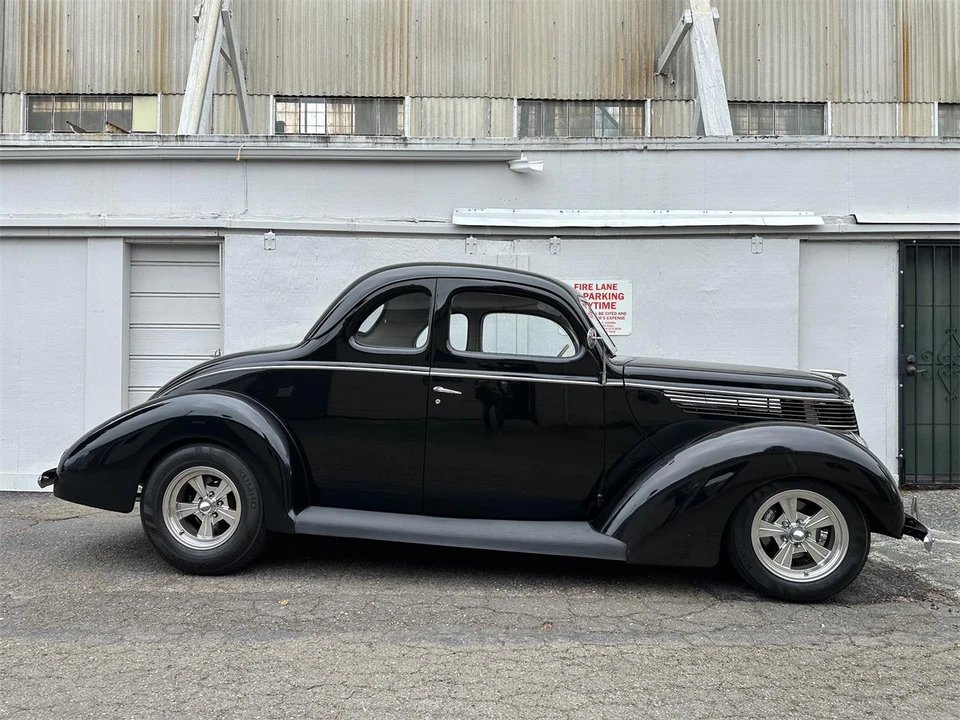 1938 Ford Standard & Deluxe & Super Deluxe - Image 3 of 31