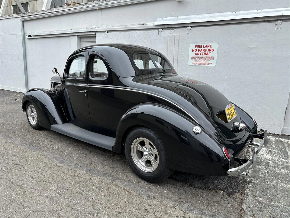 1938 Ford Standard & Deluxe & Super Deluxe - Image 11 of 31