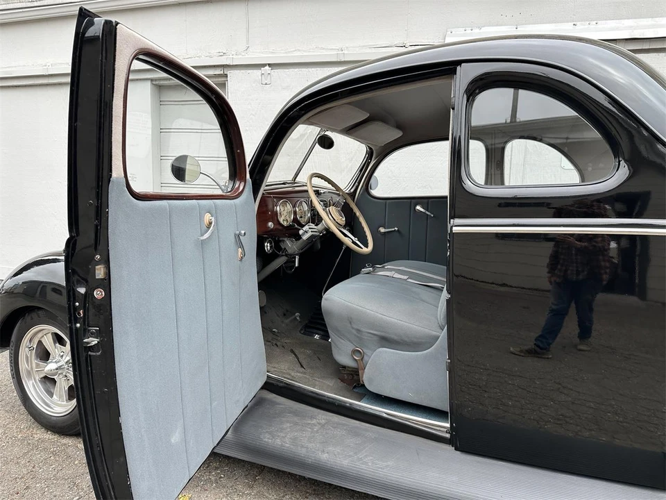 1938 Ford Standard & Deluxe & Super Deluxe - Image 29 of 31