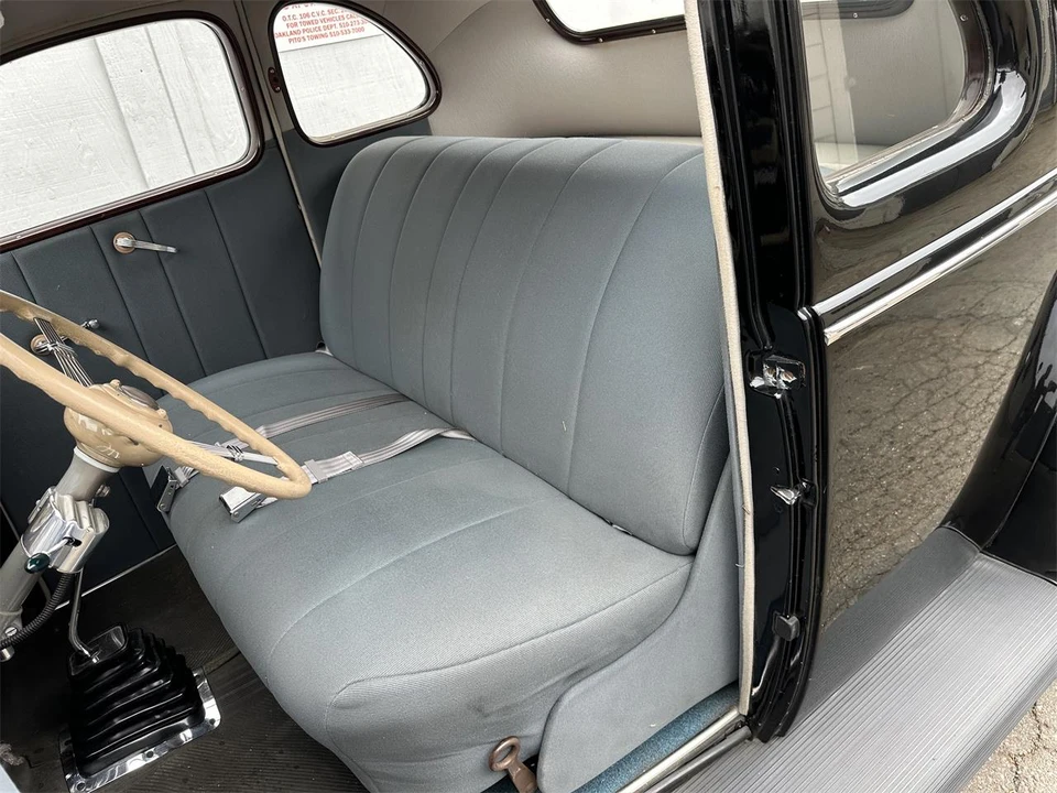 1938 Ford Standard & Deluxe & Super Deluxe - Image 30 of 31
