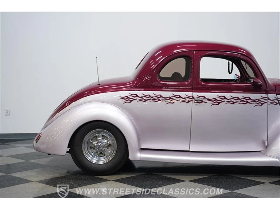 1938 Ford Standard & Deluxe & Super Deluxe - Image 27 of 31