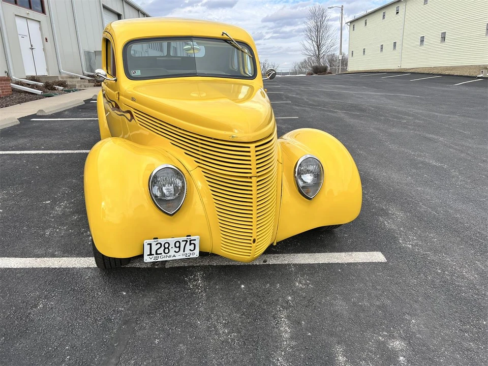 1938 Ford Standard & Deluxe & Super Deluxe - Image 6 of 31