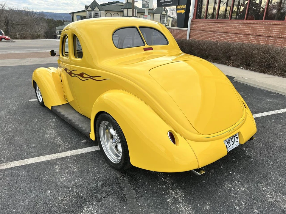 1938 Ford Standard & Deluxe & Super Deluxe - Image 11 of 31