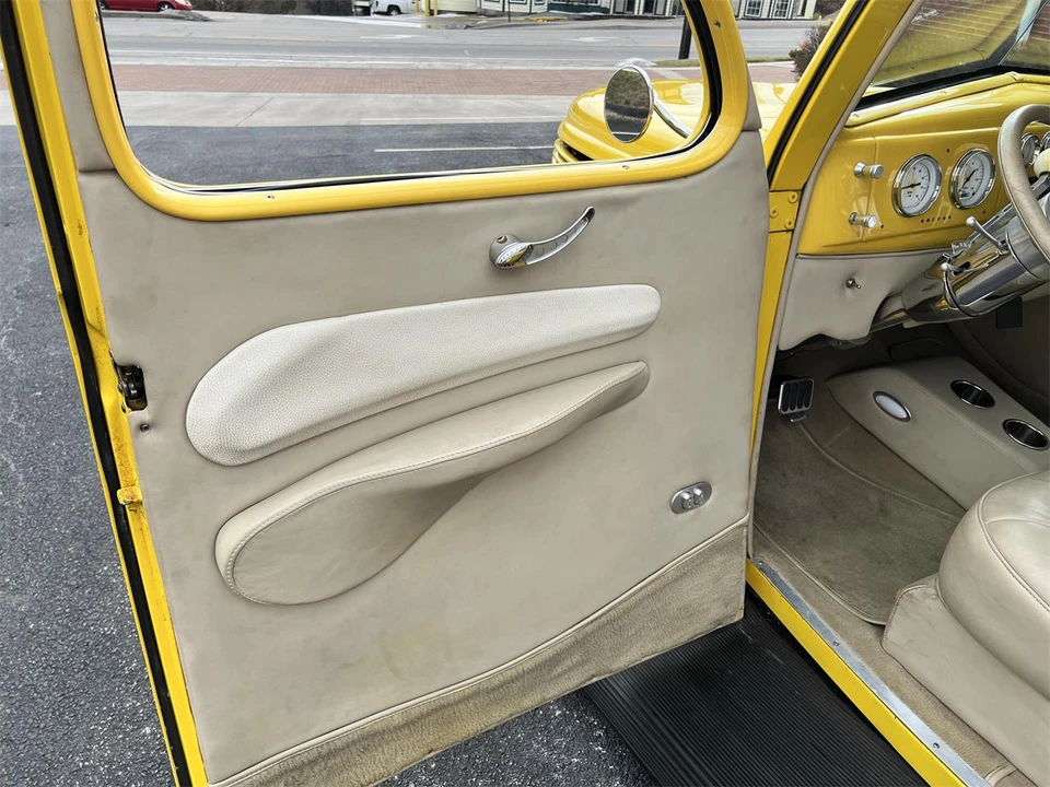 1938 Ford Standard & Deluxe & Super Deluxe - Image 15 of 31