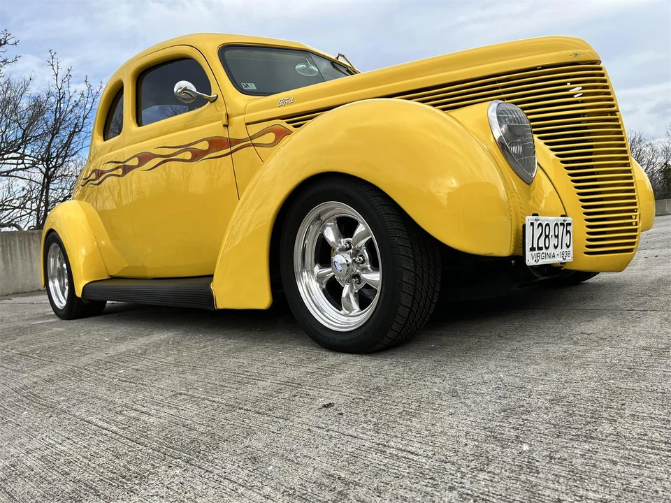 1938 Ford Standard & Deluxe & Super Deluxe - Image 30 of 31