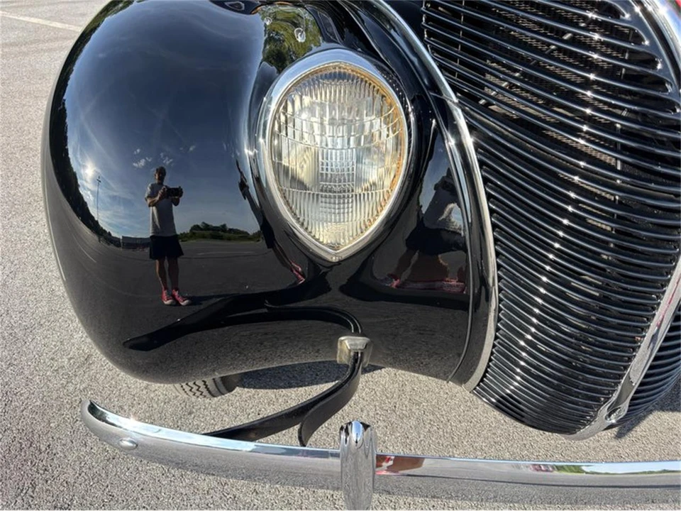 1938 Ford Standard & Deluxe & Super Deluxe - Image 21 of 31