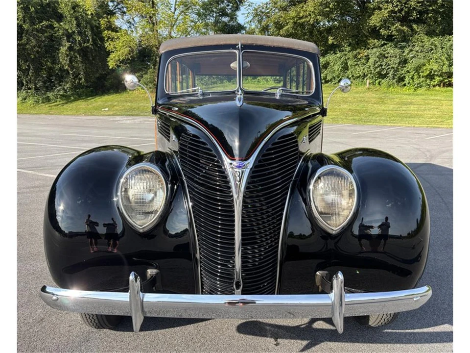 1938 Ford Standard & Deluxe & Super Deluxe - Image 18 of 31