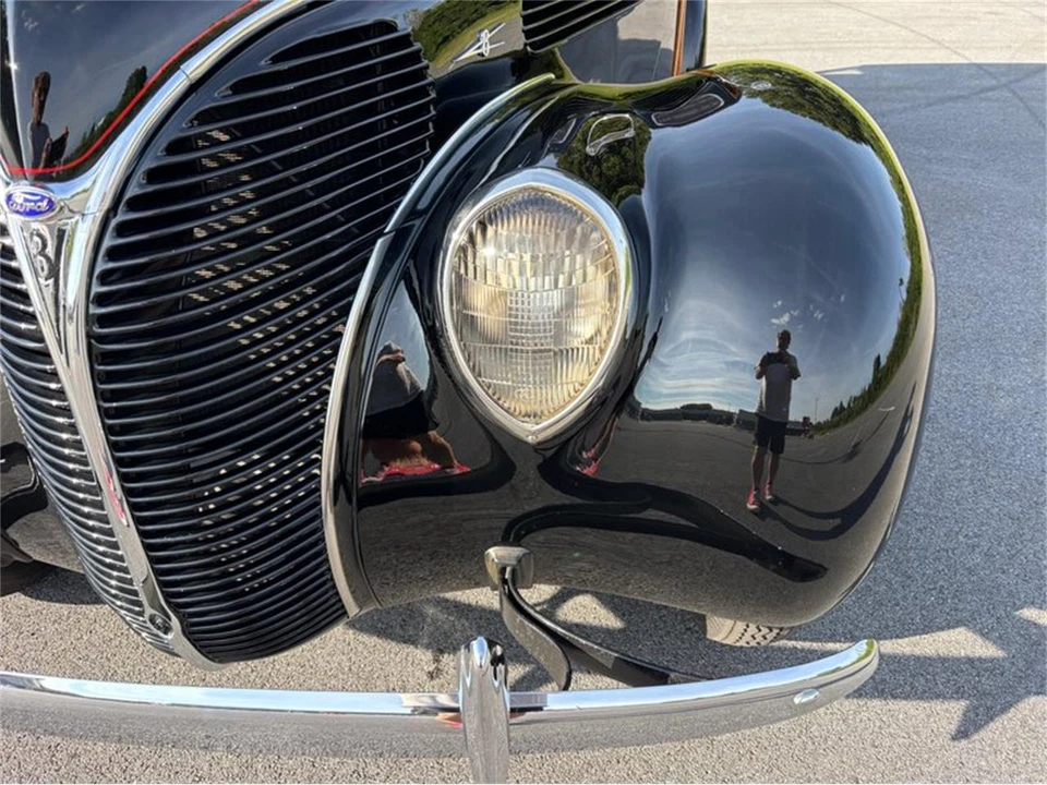 1938 Ford Standard & Deluxe & Super Deluxe - Image 19 of 31