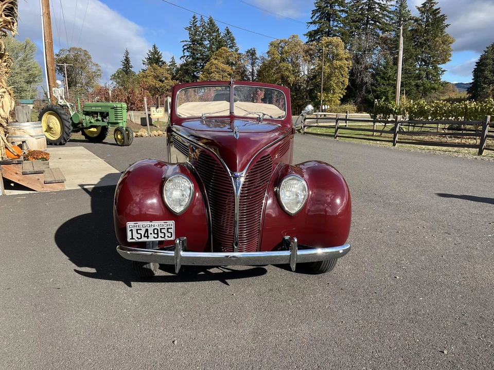1938 Ford Standard & Deluxe & Super Deluxe - Image 9 of 31