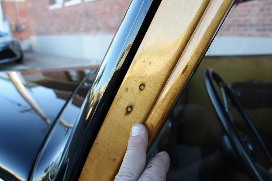 1938 Ford Standard & Deluxe & Super Deluxe - Image 20 of 31