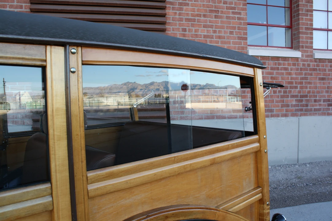 1938 Ford Standard & Deluxe & Super Deluxe - Image 26 of 31