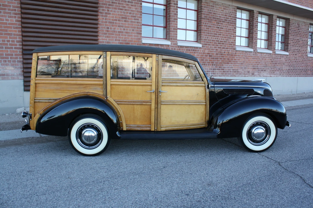 1938 Ford Standard & Deluxe & Super Deluxe - Image 8 of 31