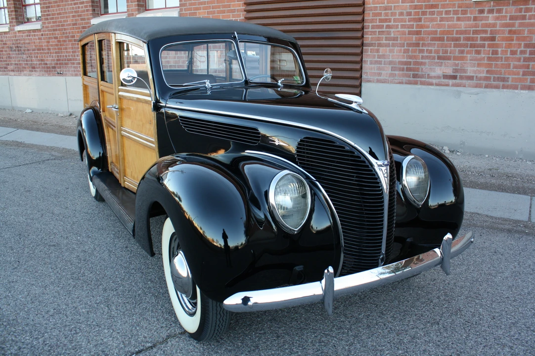 1938 Ford Standard & Deluxe & Super Deluxe - Image 11 of 31