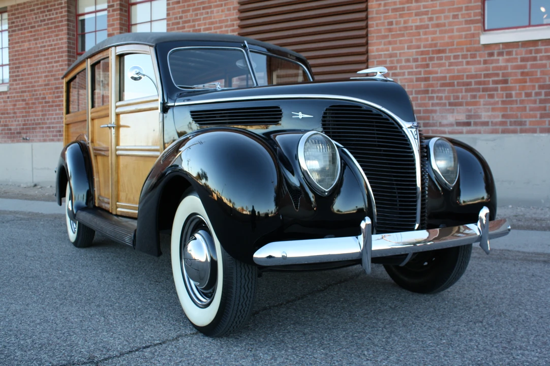 1938 Ford Standard & Deluxe & Super Deluxe - Image 13 of 31