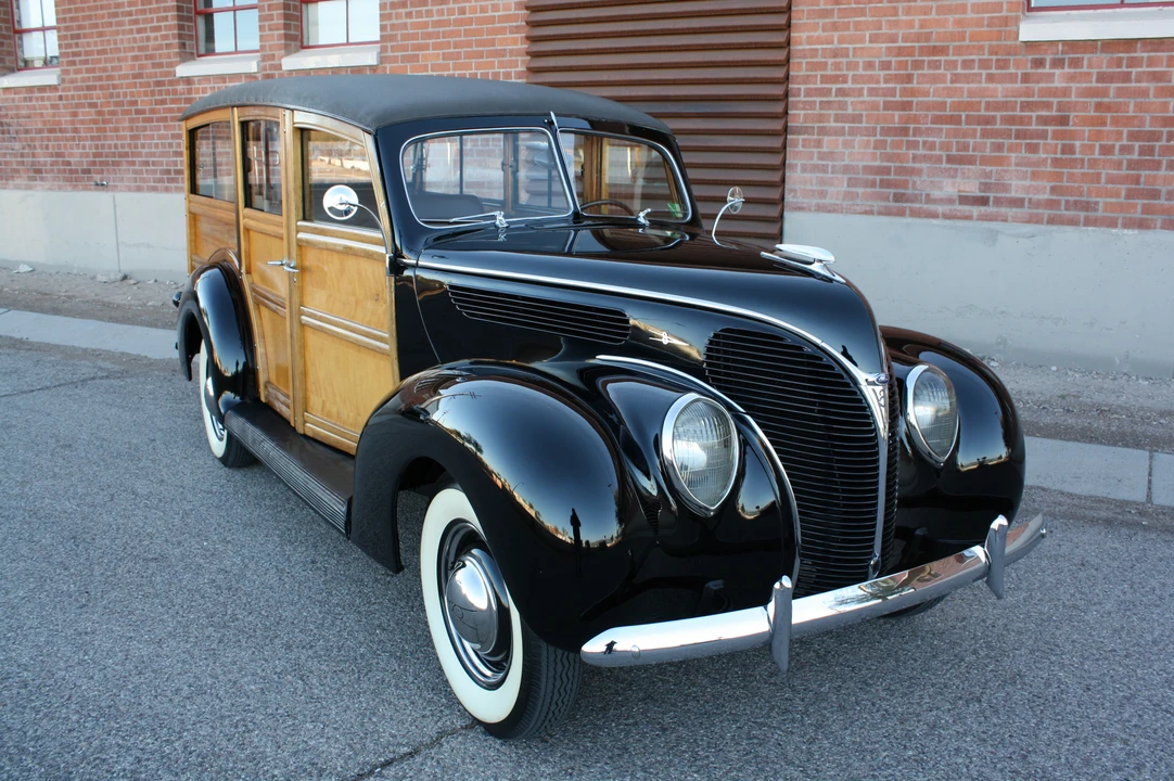 1938 Ford Standard & Deluxe & Super Deluxe - Image 12 of 31