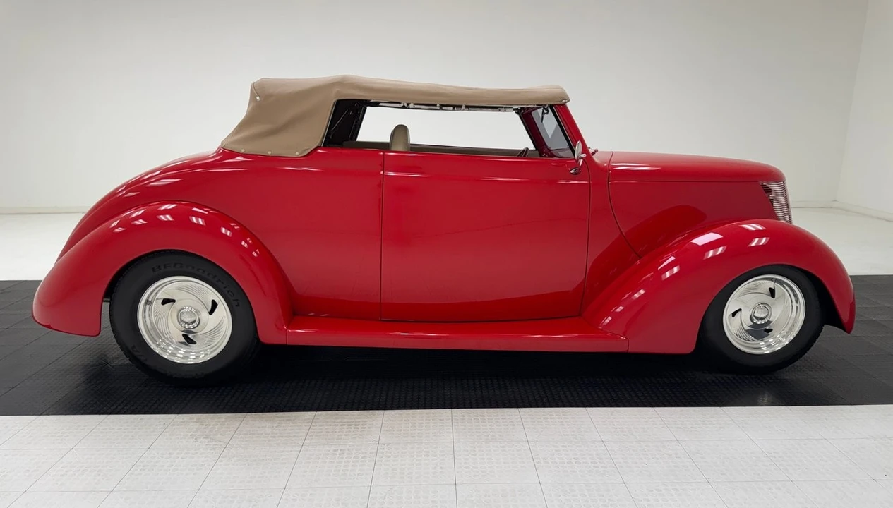 1938 Ford Standard & Deluxe & Super Deluxe - Image 9 of 31