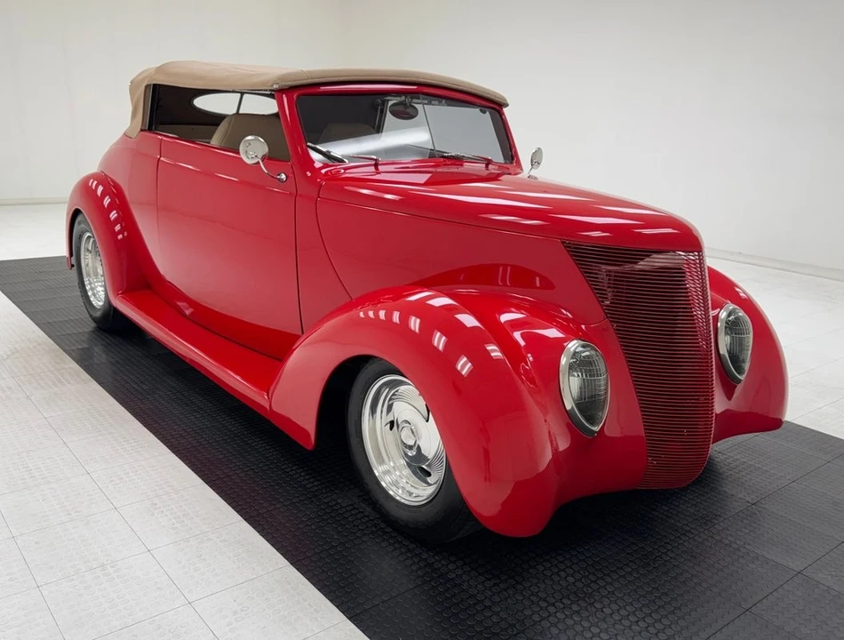 1938 Ford Standard & Deluxe & Super Deluxe - Image 10 of 31